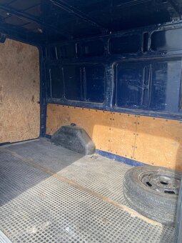 Predám Ford Transit 280M 2,2 Disel - 7
