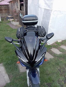 YAMAHA FAZER 600 - 7