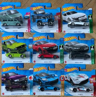 HOT WHEELS RÔZNE DRUHY 1:64 - 7
