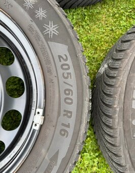 Michelin 205/60 r16 - 7