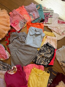 Balík oblečenia 110–116 dievča – H&M, NEXT, Pomp de Lux,NIKE - 7
