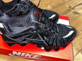 Nike Shox X - 7