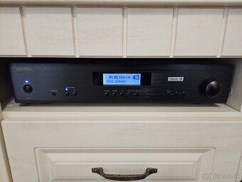 Triangle + Rotel - 7