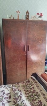 Starožitný nábytok - 7