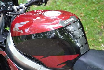 Honda CBR 900RR Fireblade SC28 - 7