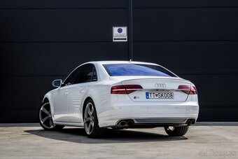 Audi S8 4.0 TFSI quattro Tiptronic / AJ NA SPLÁTKY / - 7
