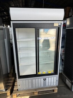 Prosklená chladicí lednice dvoudveřová Carrier - 7