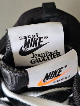 Nike x sacai x Jean Paul Gaultier Vaporwaffle - 7