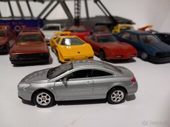 🚗✨ Ponukám na predaj 1:60 1:64 kovové modely áut - 7
