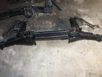 BMW X5 E53 predne celo predna vystuha - 7