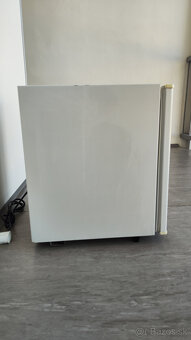 Mini chladnička Daewoo FR-061 - 7