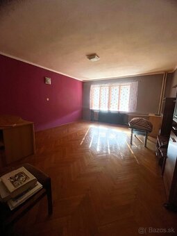 Poschodový rodinný dom s garážou, obec Kalná nad hronom - 7