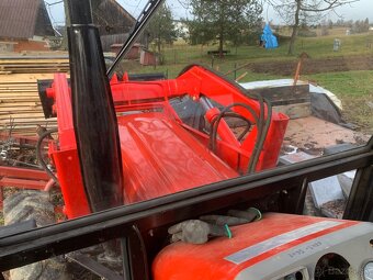 Predam traktor Zetor - 7