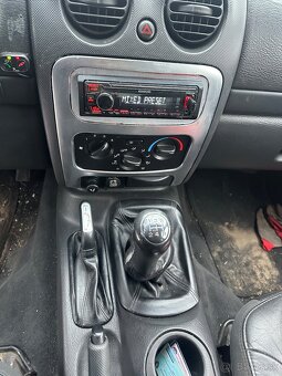 Jeep Cherokee 2,5d 105kw 4x4 - 7