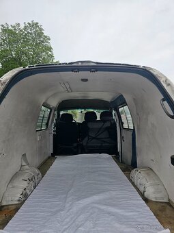 5 Miestna dodávka Hyundai h1 2.5Td Nová Stk-Ek - 7