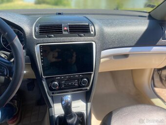 Octavia 2 facelift 1,6tdi 77kw r.v.2010 - 7