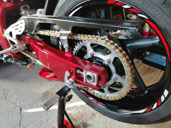 Predám Yamaha R1 Big Bang Crossplane - 7