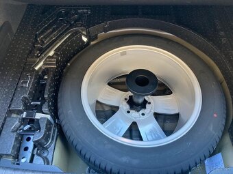 Volkswagen Passat 2.0 TDI EVO Elegance DSG - 7