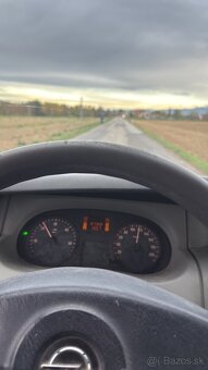 Opel vivaro 2.0 84kw 5-6miest long - 7