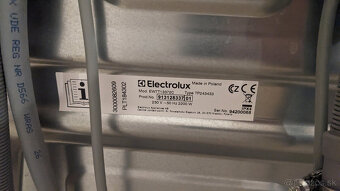 Práčka Electrolux SteamCare 700 - 7