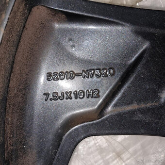 Hyundai disky 5x114,3 R19 7,5J ET51 - 7