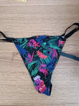Vyššia rada S od Victoria’s Secret - 7