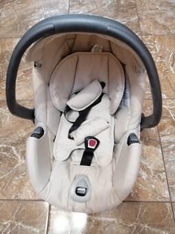 Predám zachovalý kočík 3 kombinácia - 7