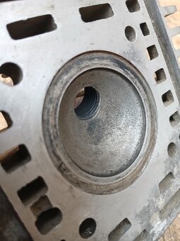 Babetta 210 hlava valca - 7