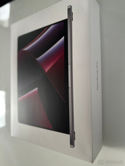 Predam Apple Macbook Pro 14" M2 Max, 1TB HDD, 32GB Ram - 7