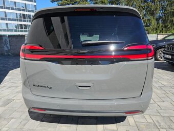 Chrysler Pacifica 3.6L V6 7 miest Radar DPH - 7