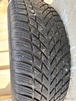 Predám zimné pneu NOKIAN SNOWPROOF 2 - 7
