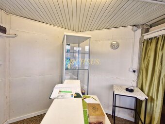 Stánok na predaj 14 m2 - 7