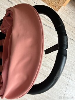 Kočarik BabyZen cestovný v dobrom stave - 7