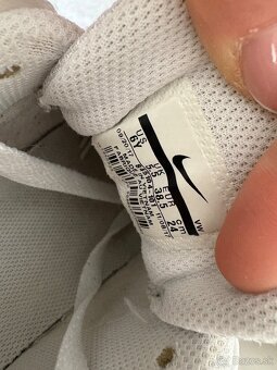 Tenisky veľ. 38,5 zn. NIKE - 7
