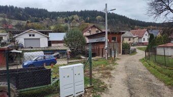 Predaj: Stavebný pozemok 889m2 v Pšurnoviciach pri Bytči (MO - 7