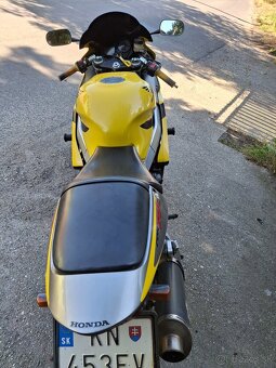 Honda CBR 929 RR - 7