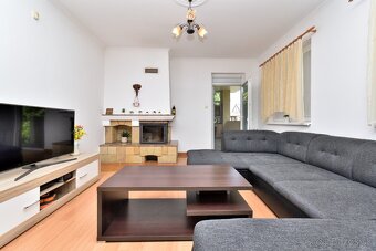 Priestranný 3 izbový dom s dvojgarážou, Kráľovičove Kračany - 7