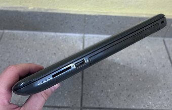 HP 250 G5 / i3 4005U / 4GB RAM / 250GB SSD / 15.6" - 7