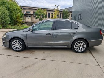 ✅VOLKSWAGEN PASSAT B6 2.0 TDI SPORTLINE NAVIGÁCIA ŤAŽNÉ R17✅ - 7