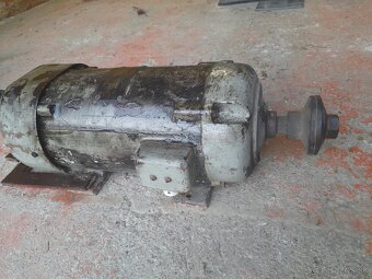 Predám elektromotor s brzdou - 7