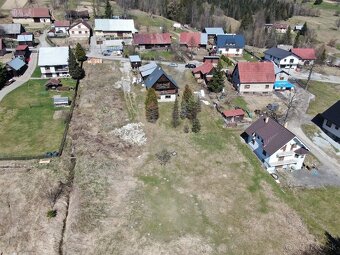 Znížená cena chaty v Oravskej Lesnej 2300 m2 - 7