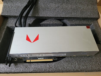 Predam Sapphire Radeon™ RX Vega64 8GB HBM2 LC - 7