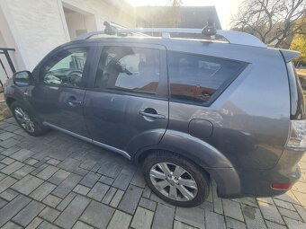 Mitsubishi outlander 2.0 tdi 4x4 suv BSY 103kw 7 miestne - 7
