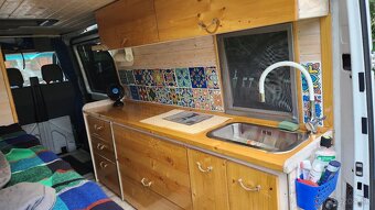 Camper - obytné auto - 7