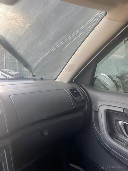 Skoda roomster predam v celku na diely cena dohoda - 7