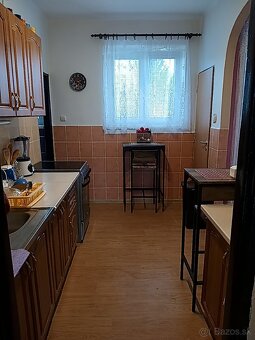 Zariadený 3-izbový byt so záhradou - 7