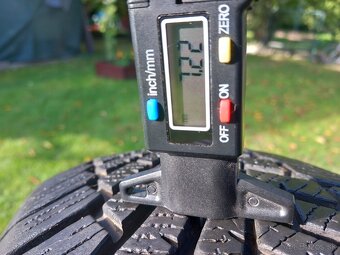 215/65 r17 zimne pneumatiky - 7