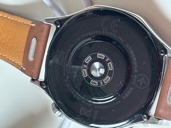 Huawei watch GT 5 46mm, silver & leather - 7