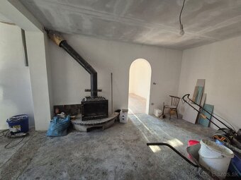 Na predaj 3 izbový rodinný dom v Kolárove - 7