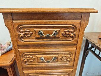 Starožitná komoda - 7